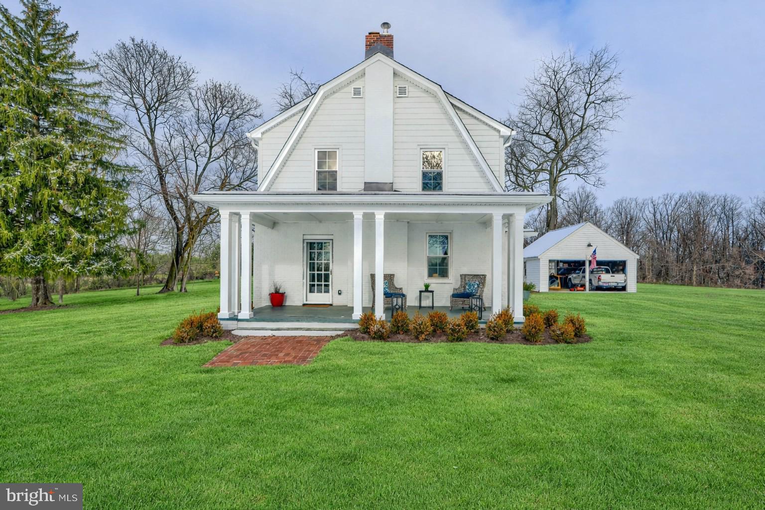 MY LADY'S MANOR - Farm