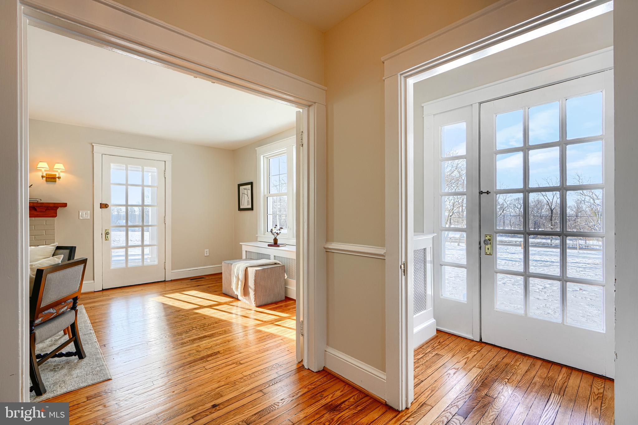 MY LADY'S MANOR - Farm