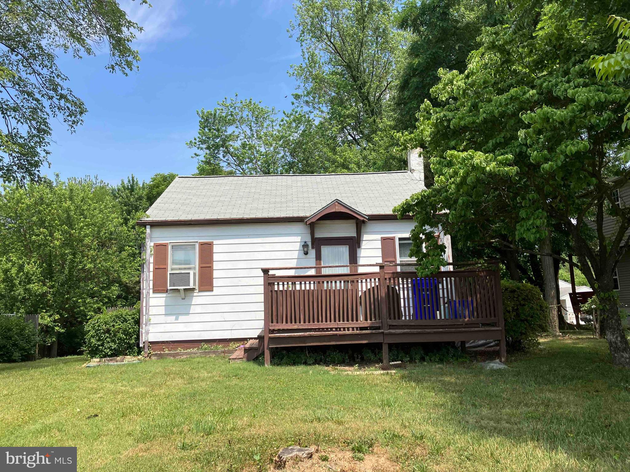 Coming Soon. Complete rehab or teardown.