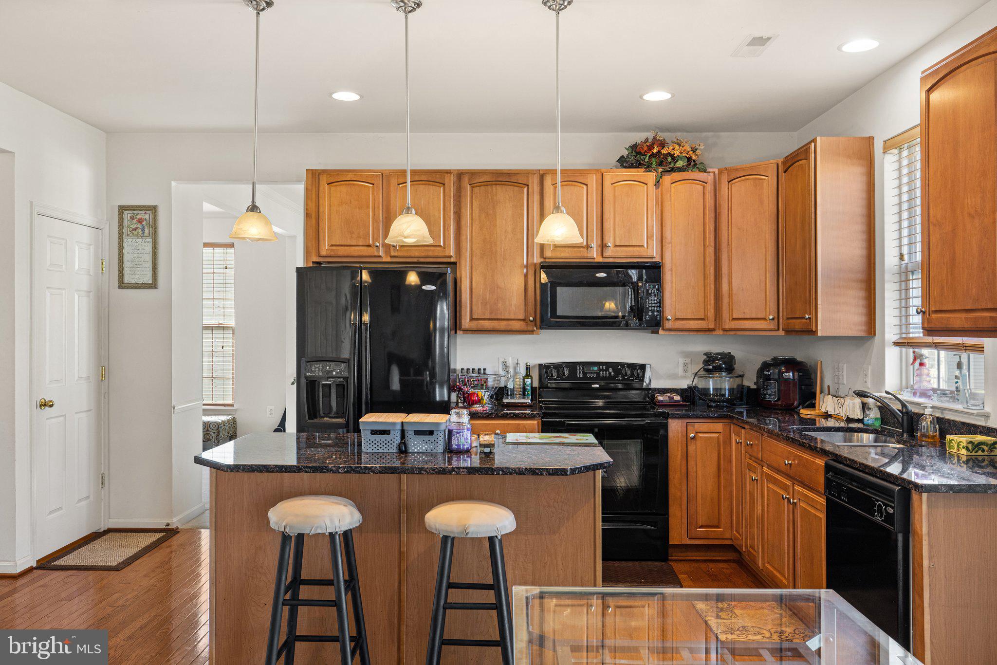 THE VILLAGE OF WASHINGTON TRAIL EAST - Residential