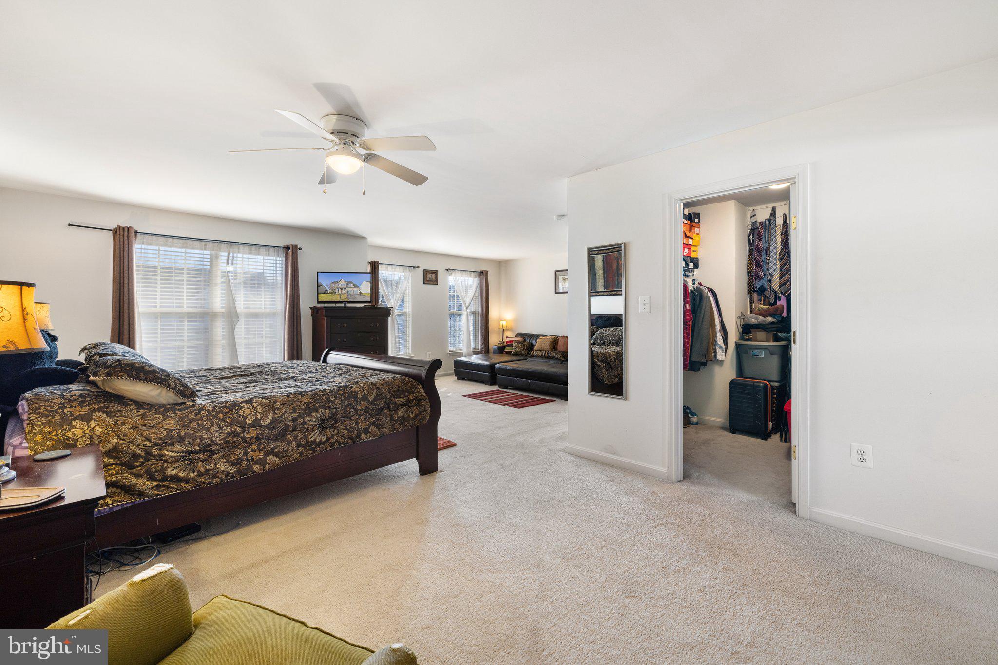 THE VILLAGE OF WASHINGTON TRAIL EAST - Residential