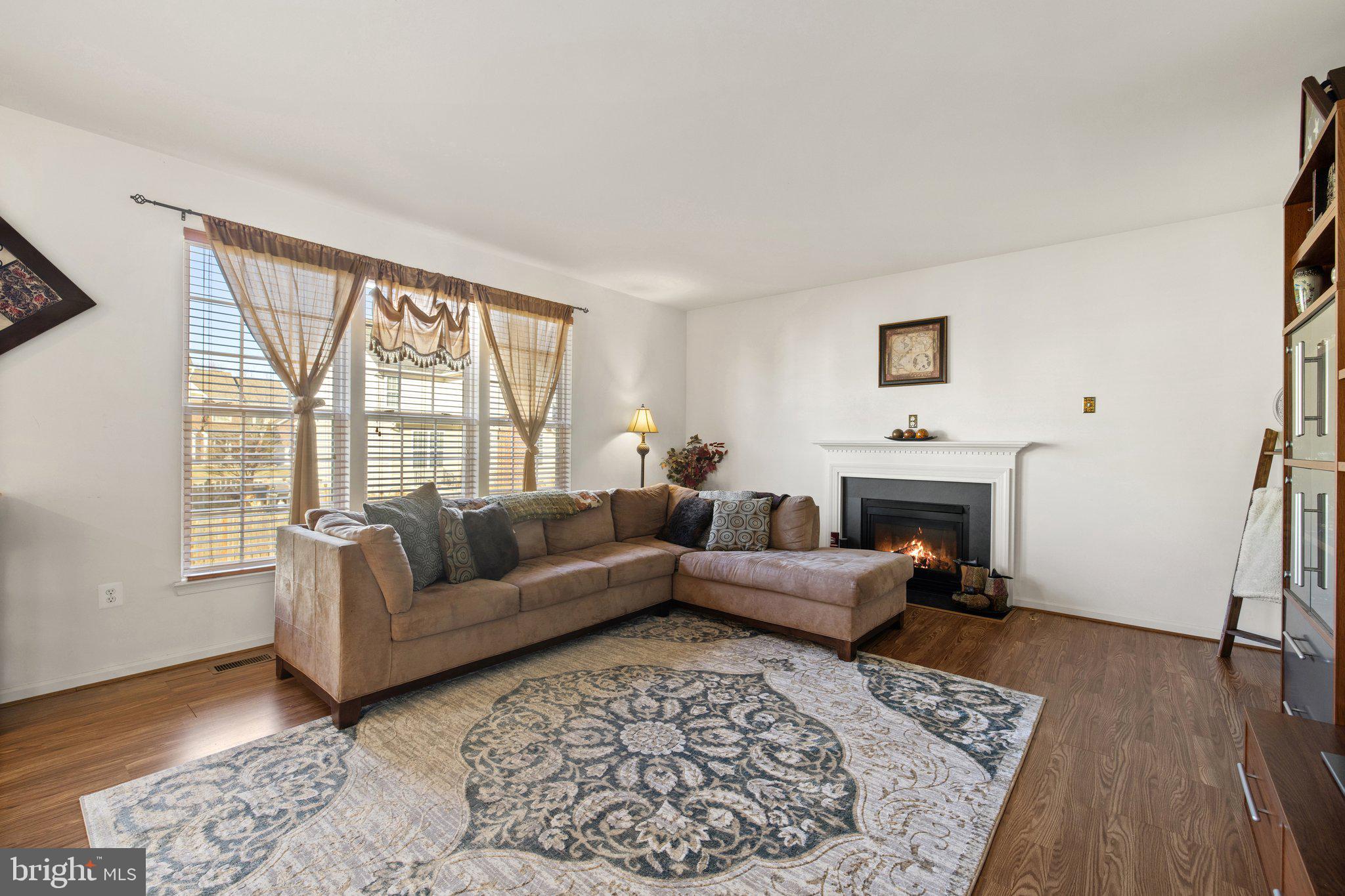 THE VILLAGE OF WASHINGTON TRAIL EAST - Residential