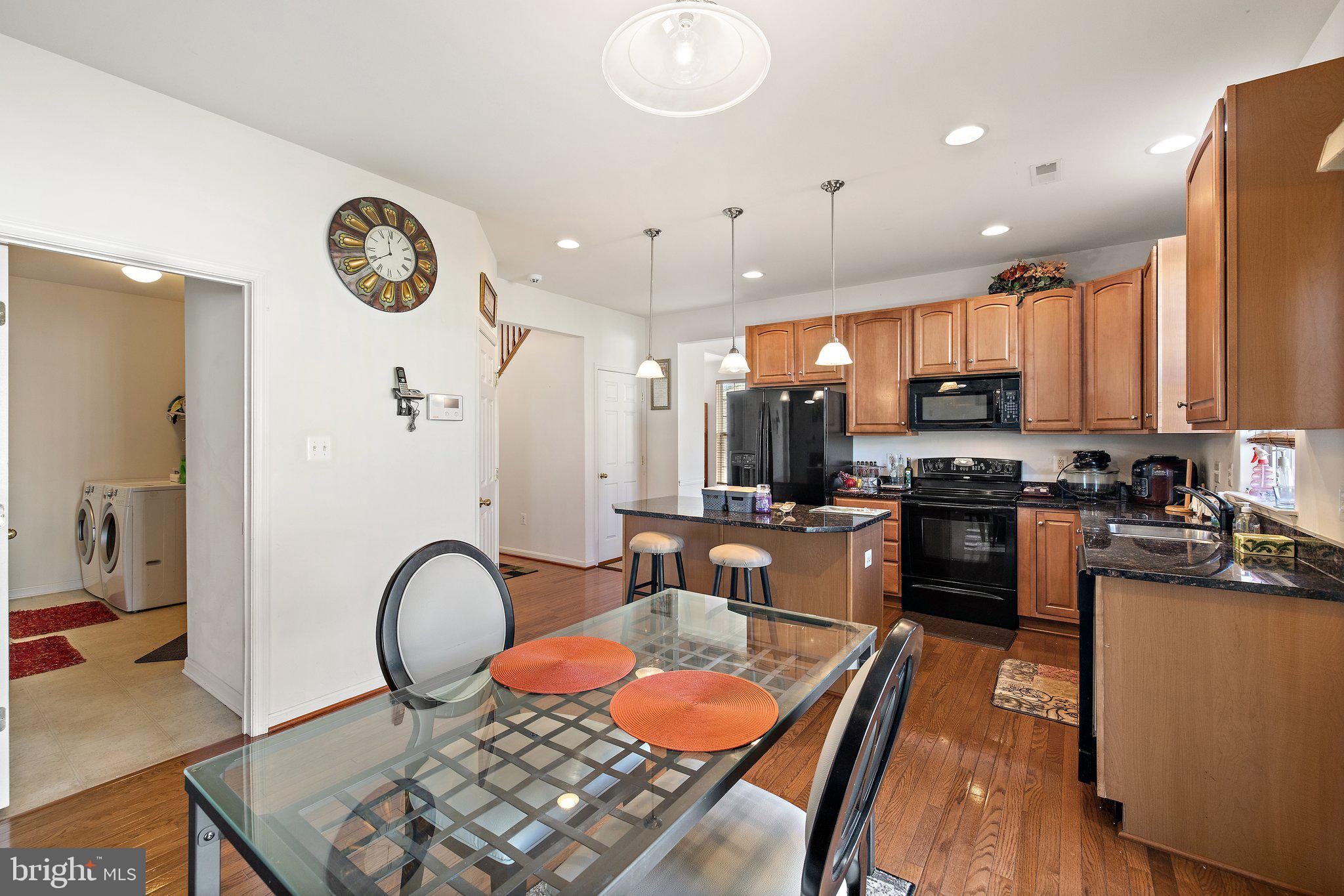 THE VILLAGE OF WASHINGTON TRAIL EAST - Residential