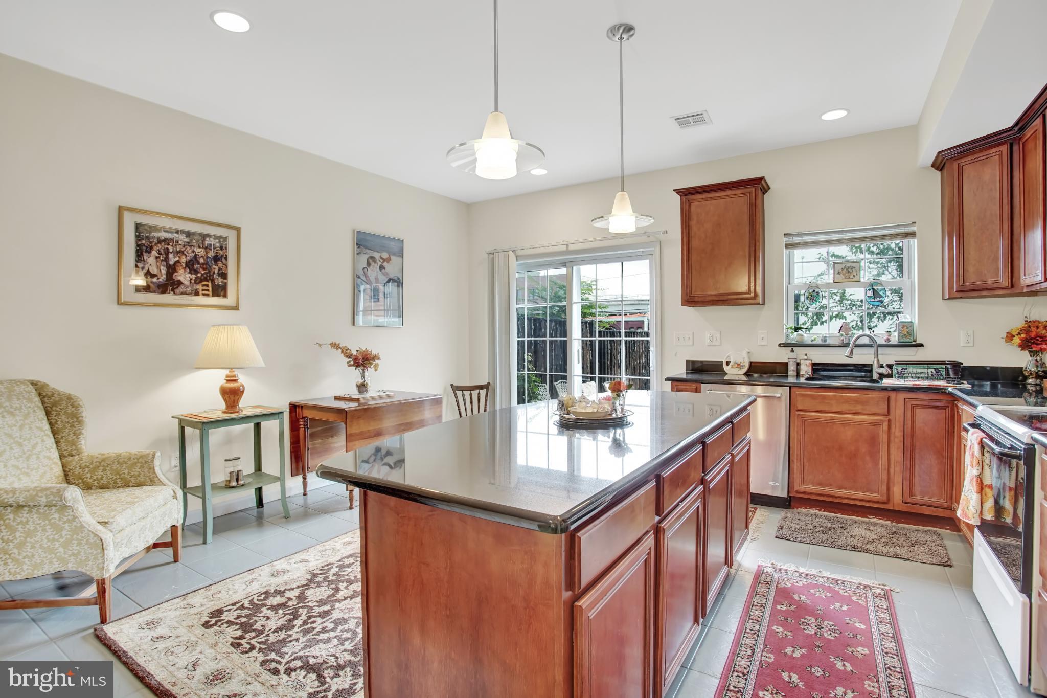 OLDE KENSINGTON - Residential