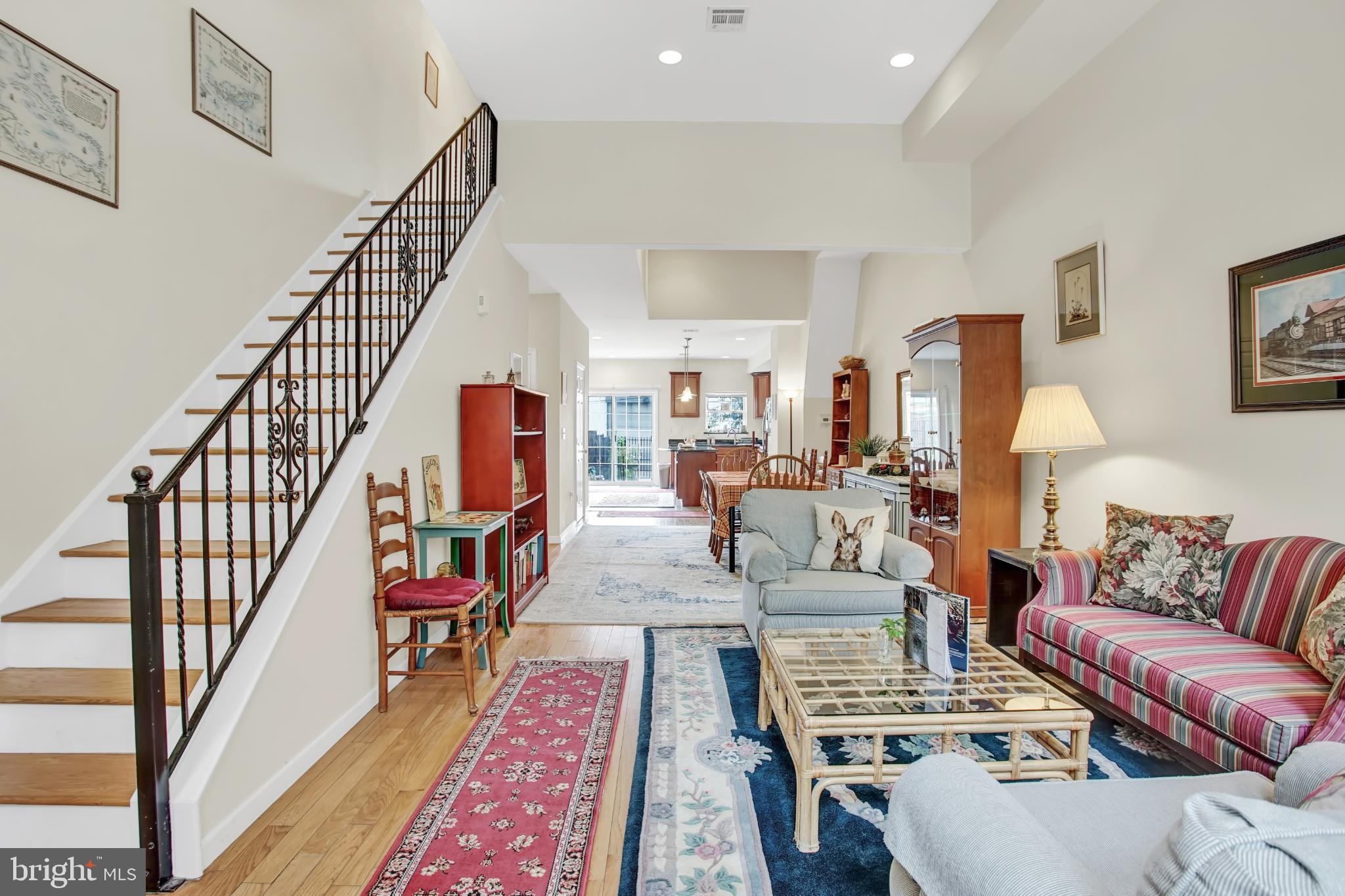 OLDE KENSINGTON - Residential