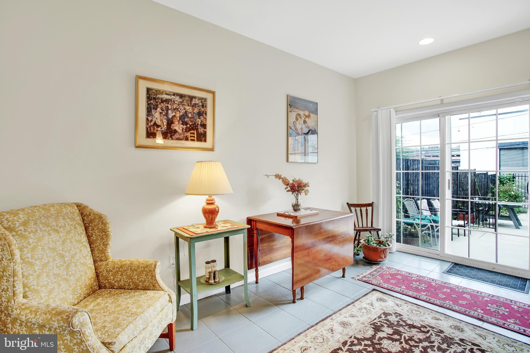 OLDE KENSINGTON - Residential