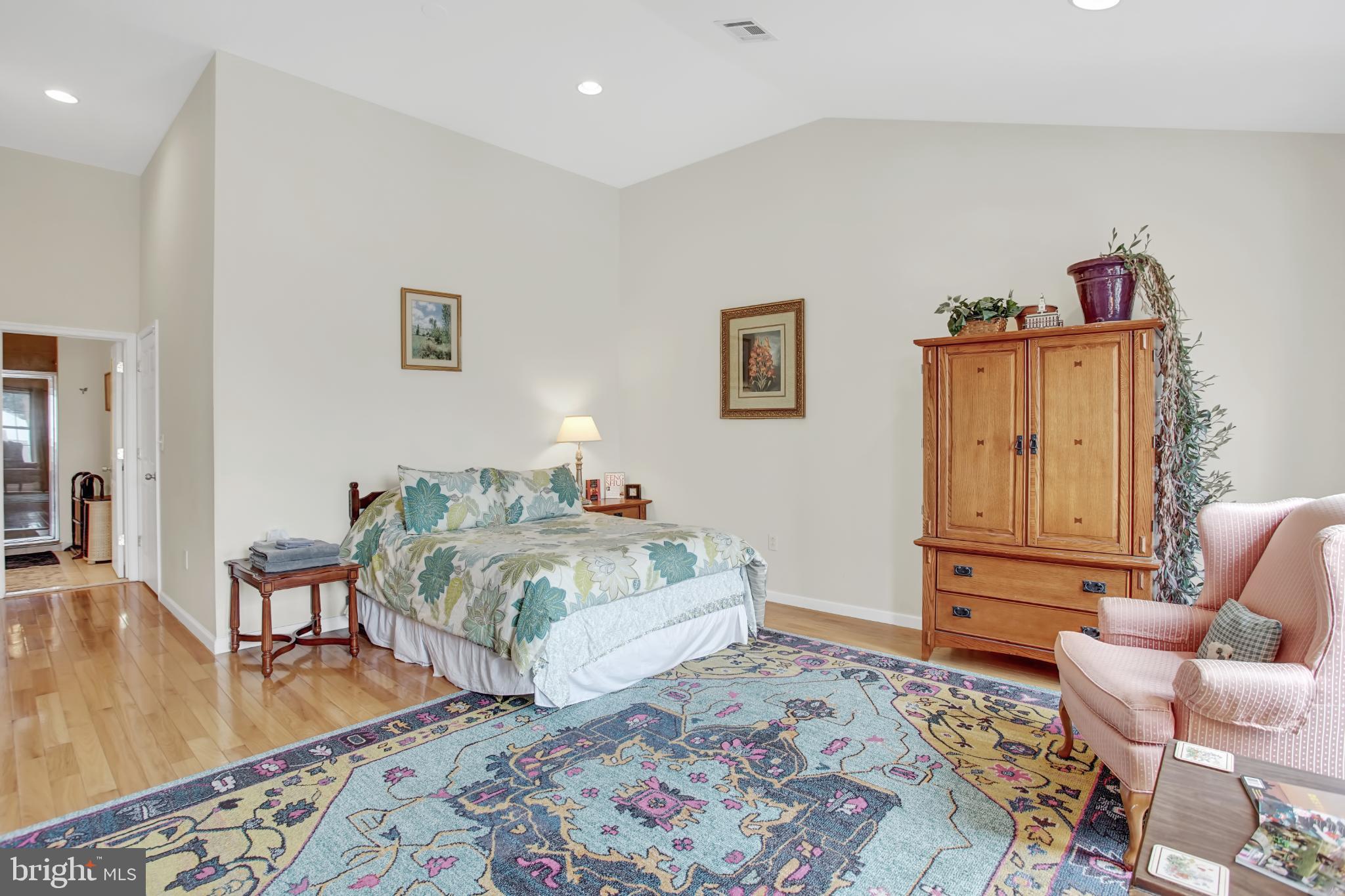 OLDE KENSINGTON - Residential