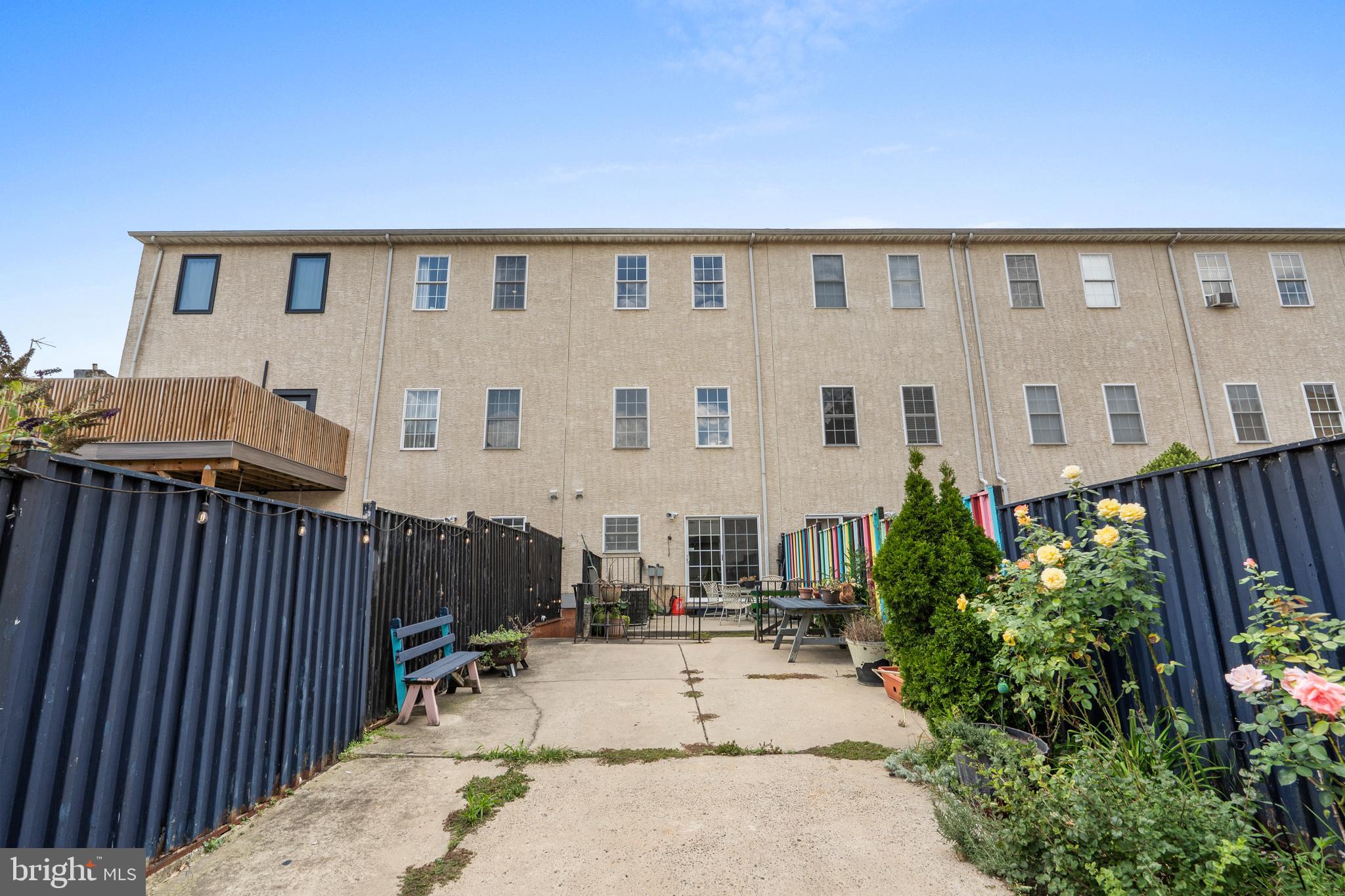 OLDE KENSINGTON - Residential