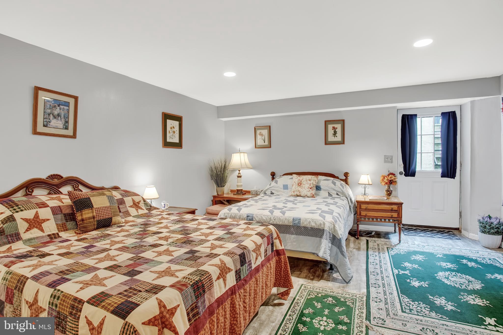 OLDE KENSINGTON - Residential