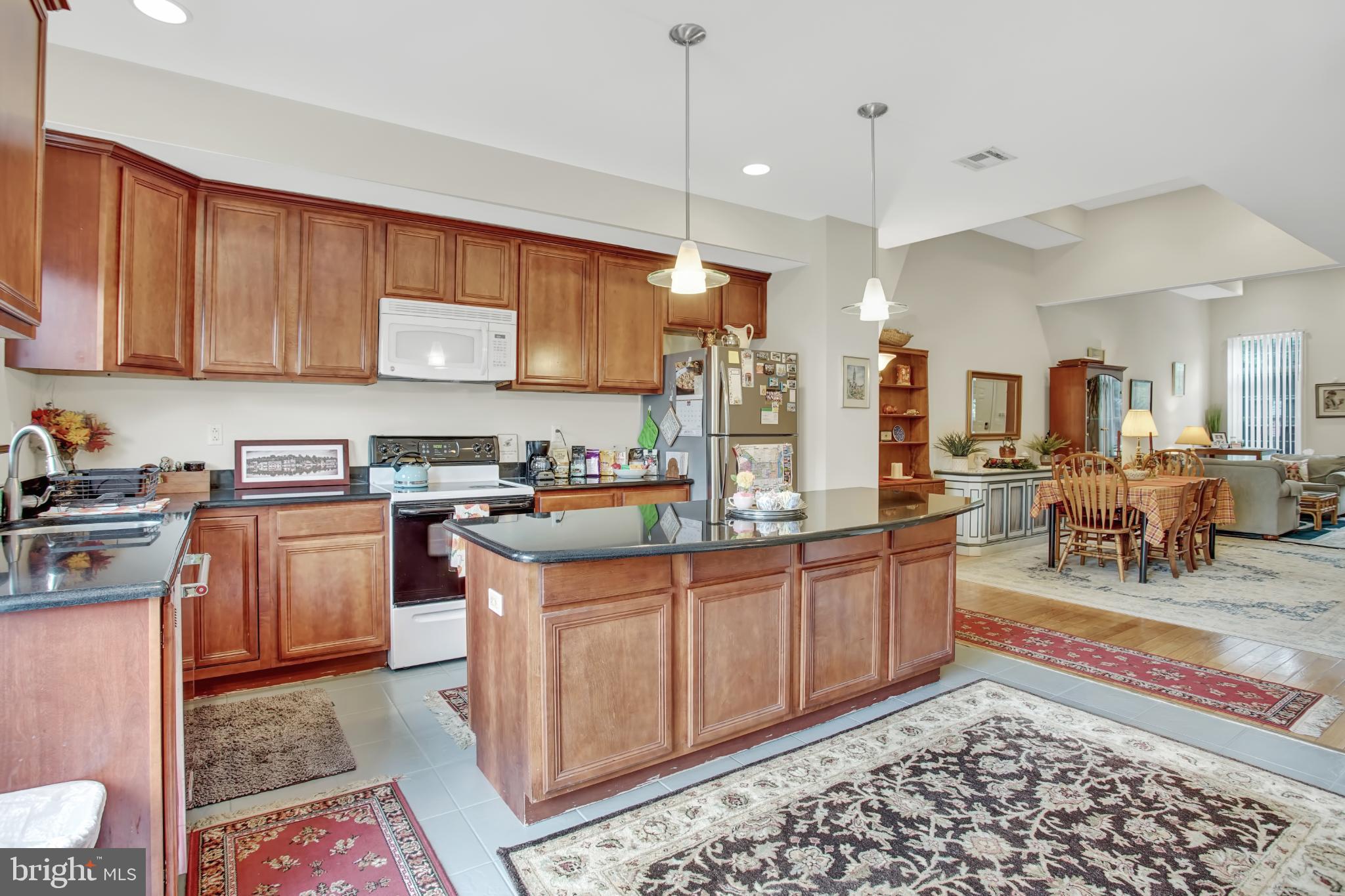 OLDE KENSINGTON - Residential