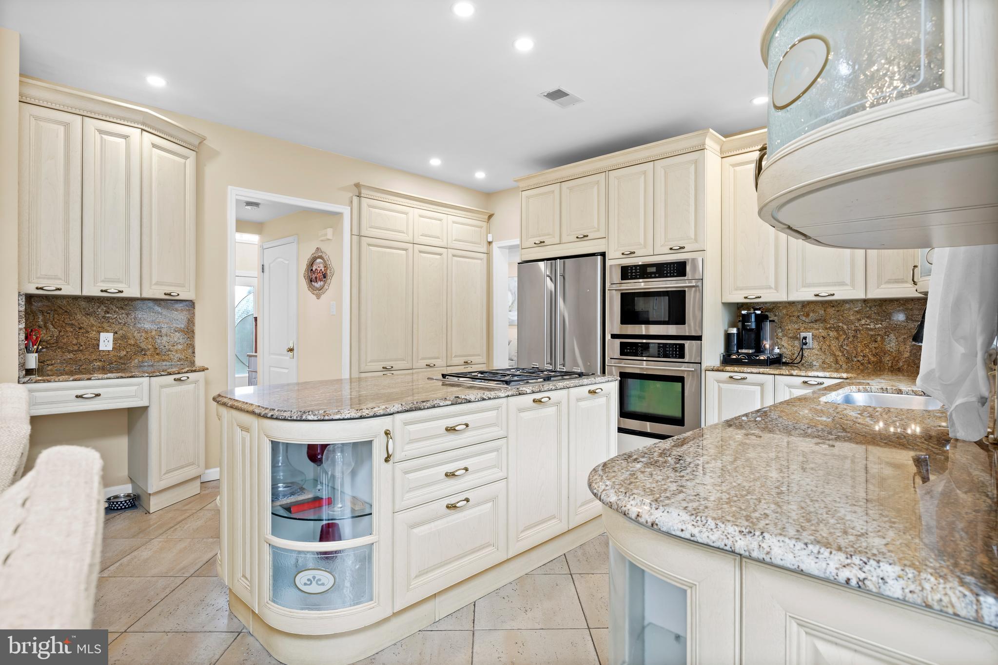 SHEFFIELD GATE - Residential