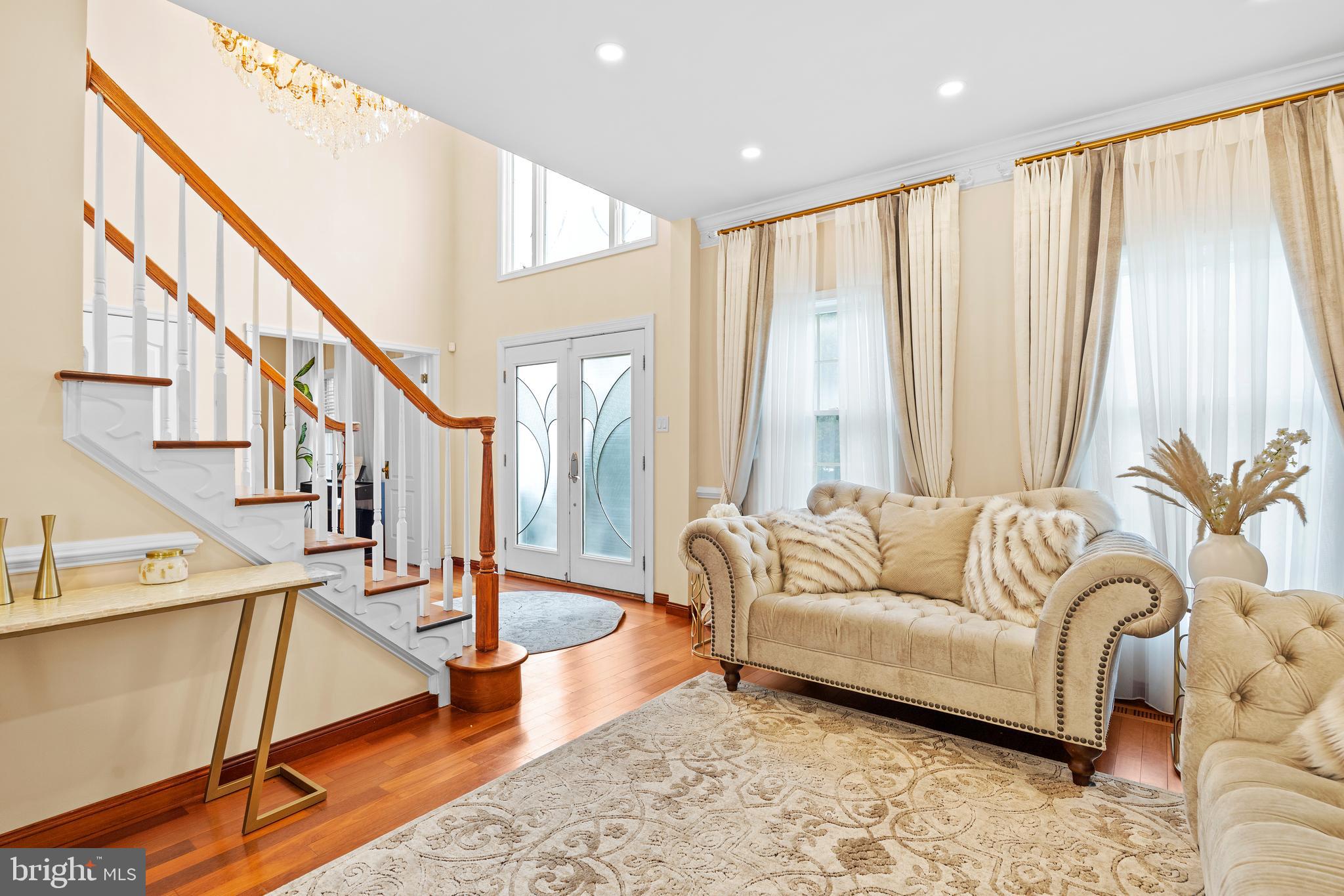 SHEFFIELD GATE - Residential