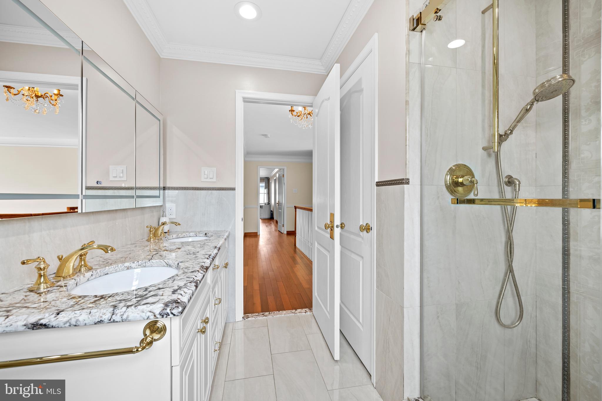 SHEFFIELD GATE - Residential