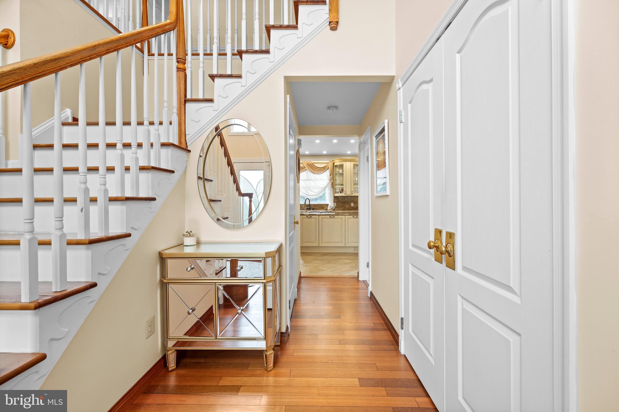 SHEFFIELD GATE - Residential