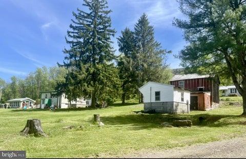 Homes For Sale - 2877 Couchtown Rd Rd<br/> Perry County, LOYSVILLE, PA 17047