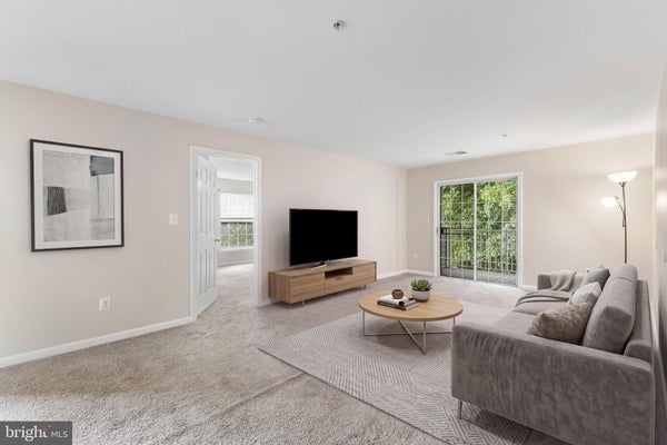 2026 GOV THOMAS BLADEN WAY APT 204, ANNAPOLIS, MD 21401 - Image 777860b144f3f6ebbefd6d77b4be45db/2139310528