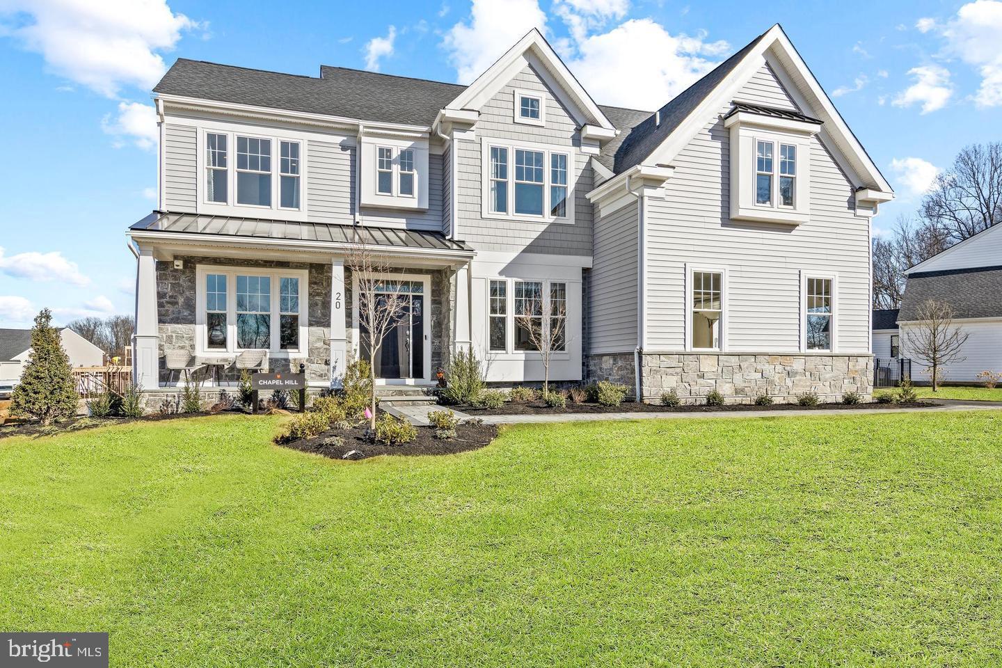 ESTATES AT STONECLIFF - Residential