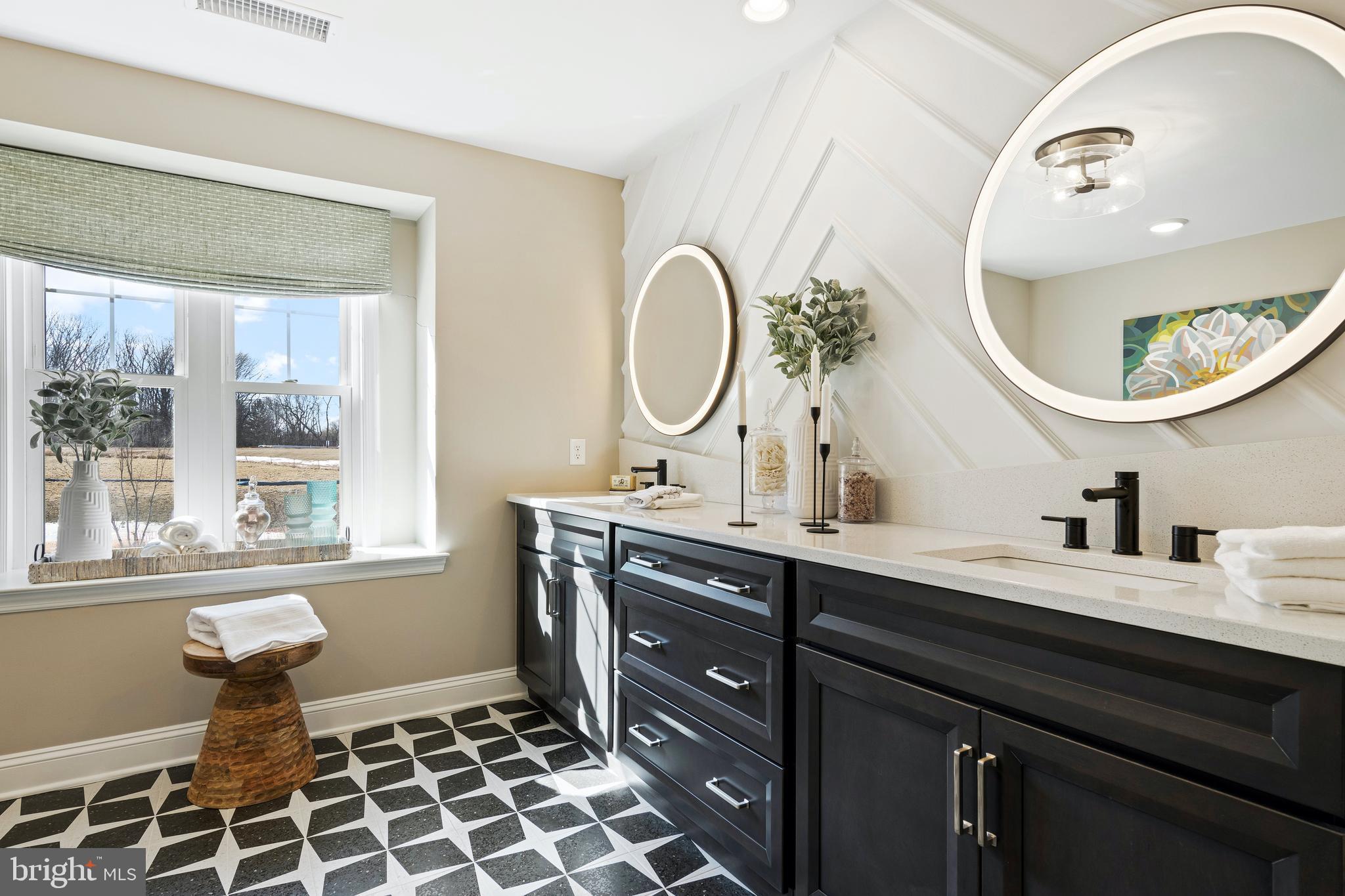 ESTATES AT STONECLIFF - Residential