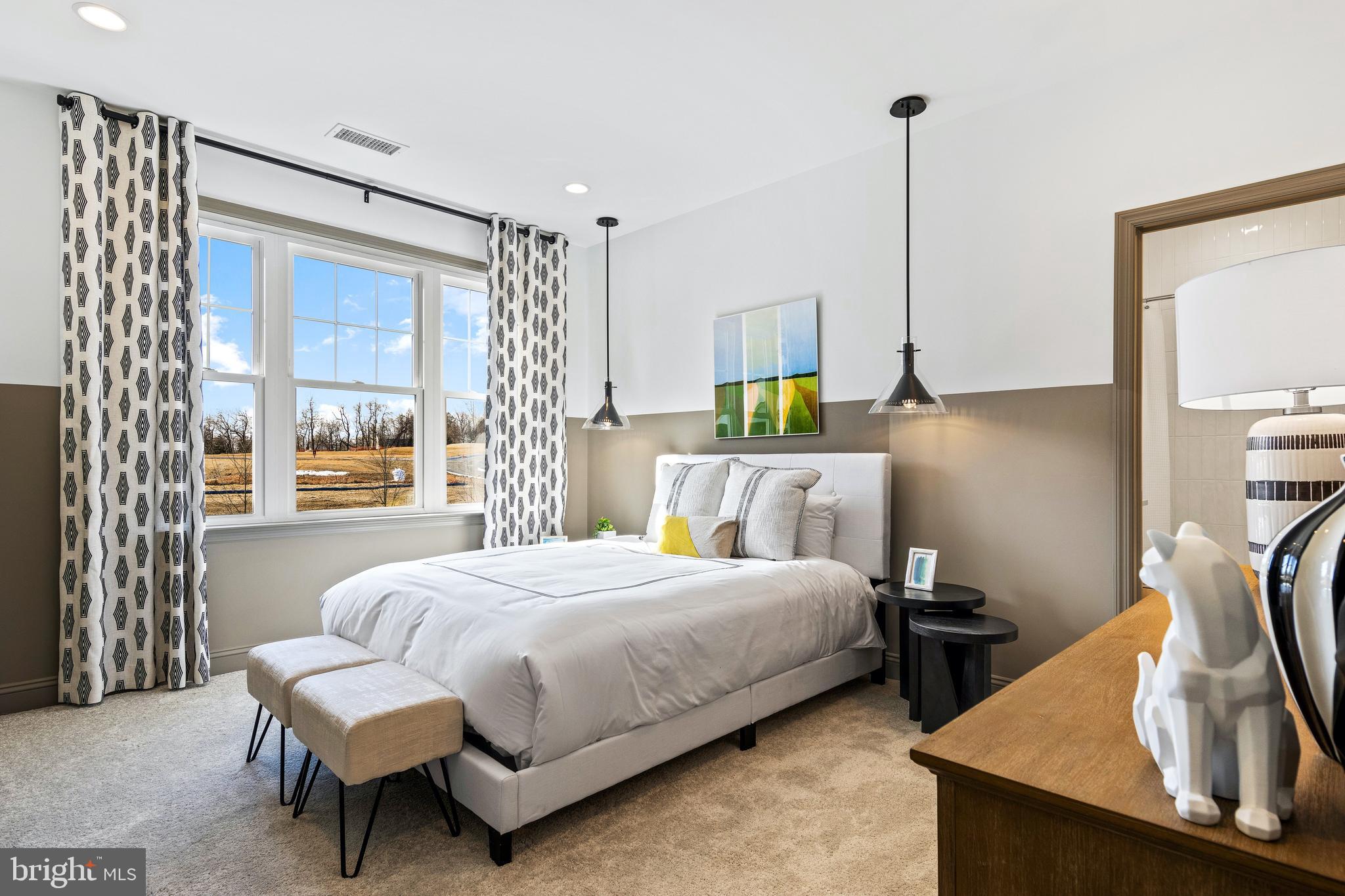 ESTATES AT STONECLIFF - Residential