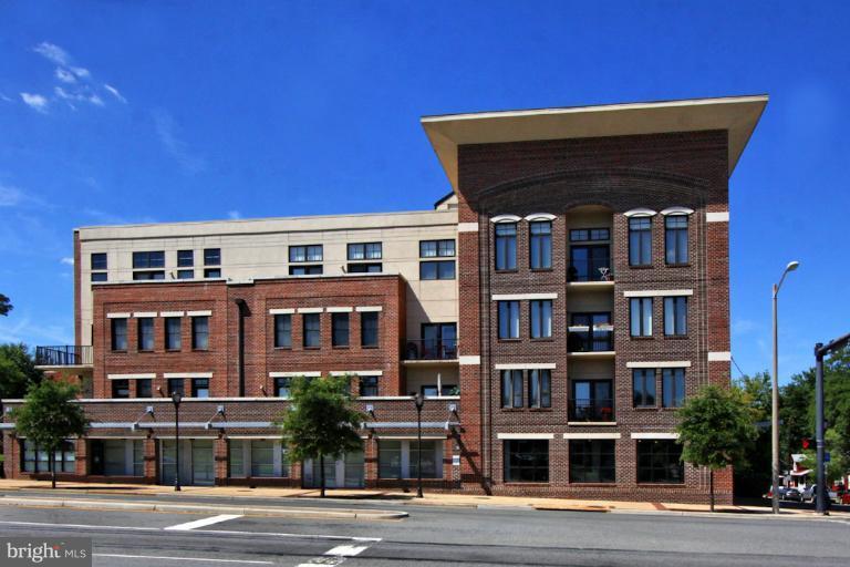 PRESTON - Residential Lease