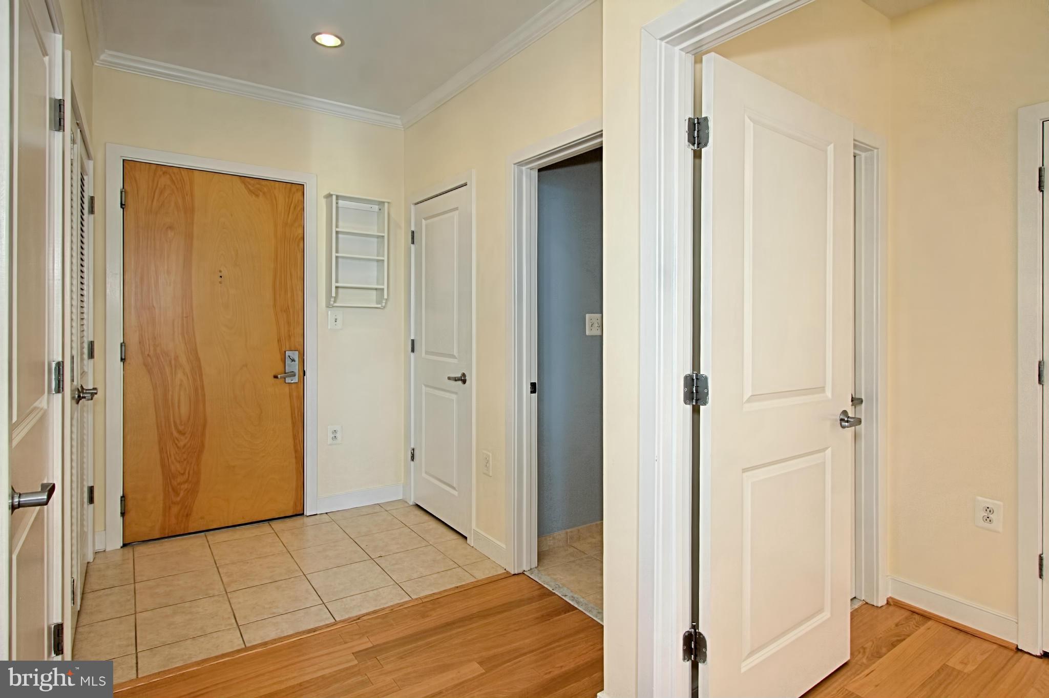 PRESTON - Residential Lease