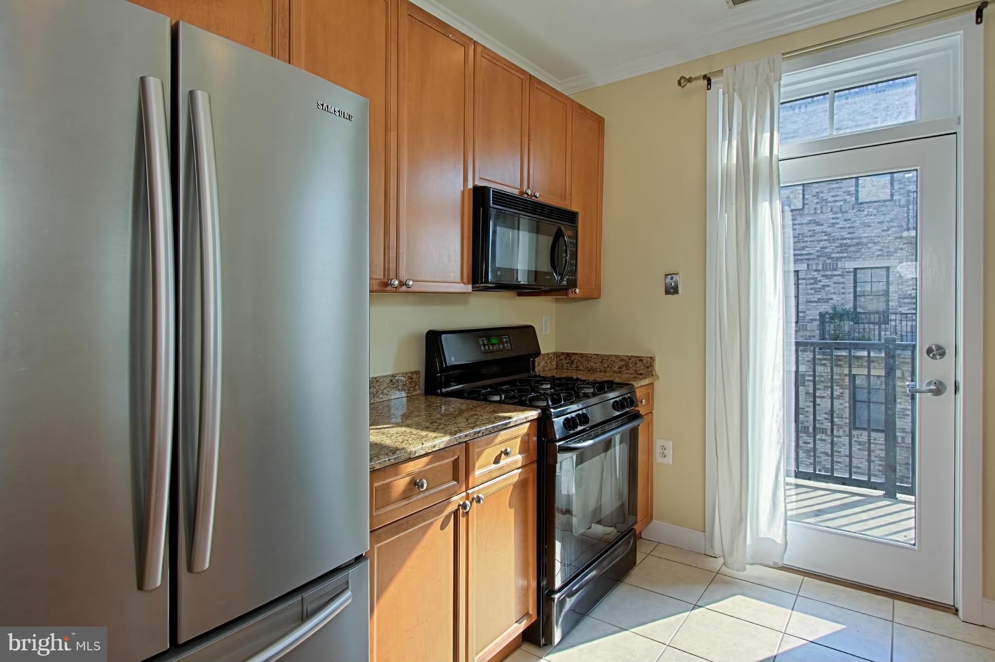 PRESTON - Residential Lease