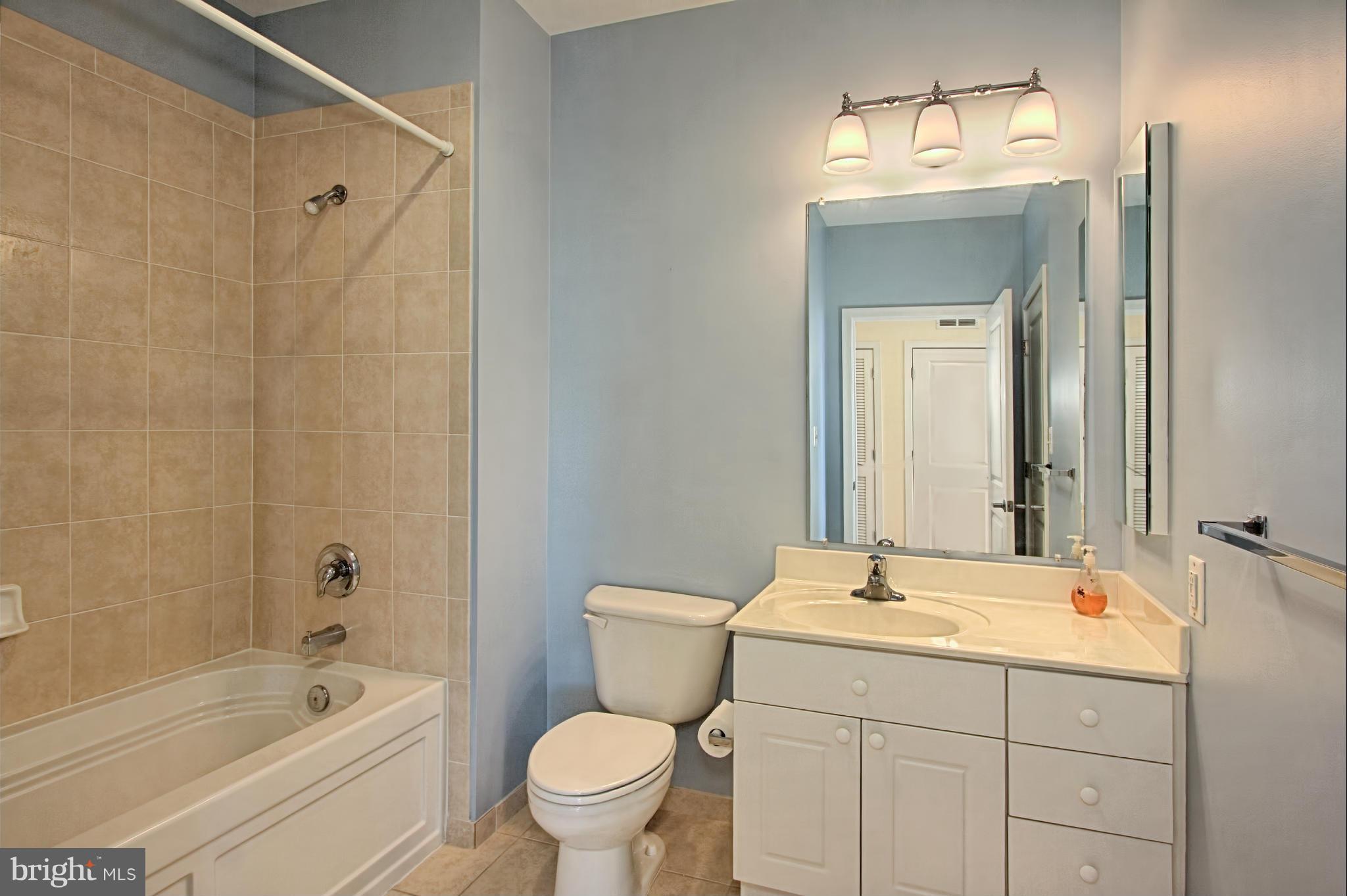 PRESTON - Residential Lease