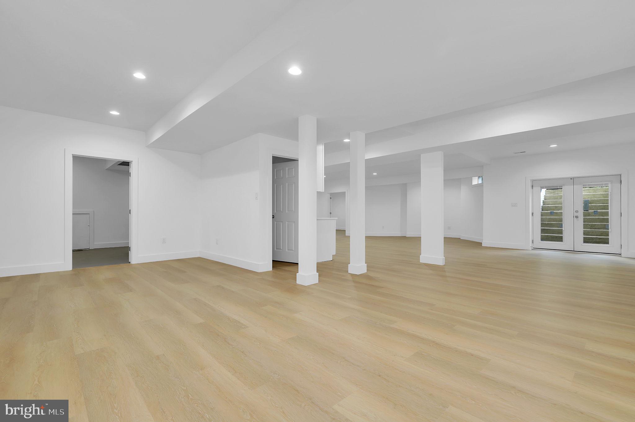 GROVEMONT - Residential