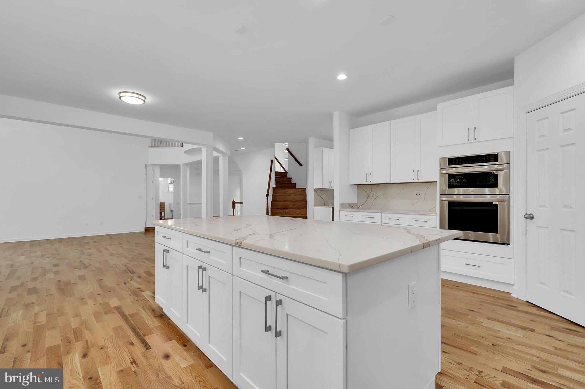 GROVEMONT - Residential