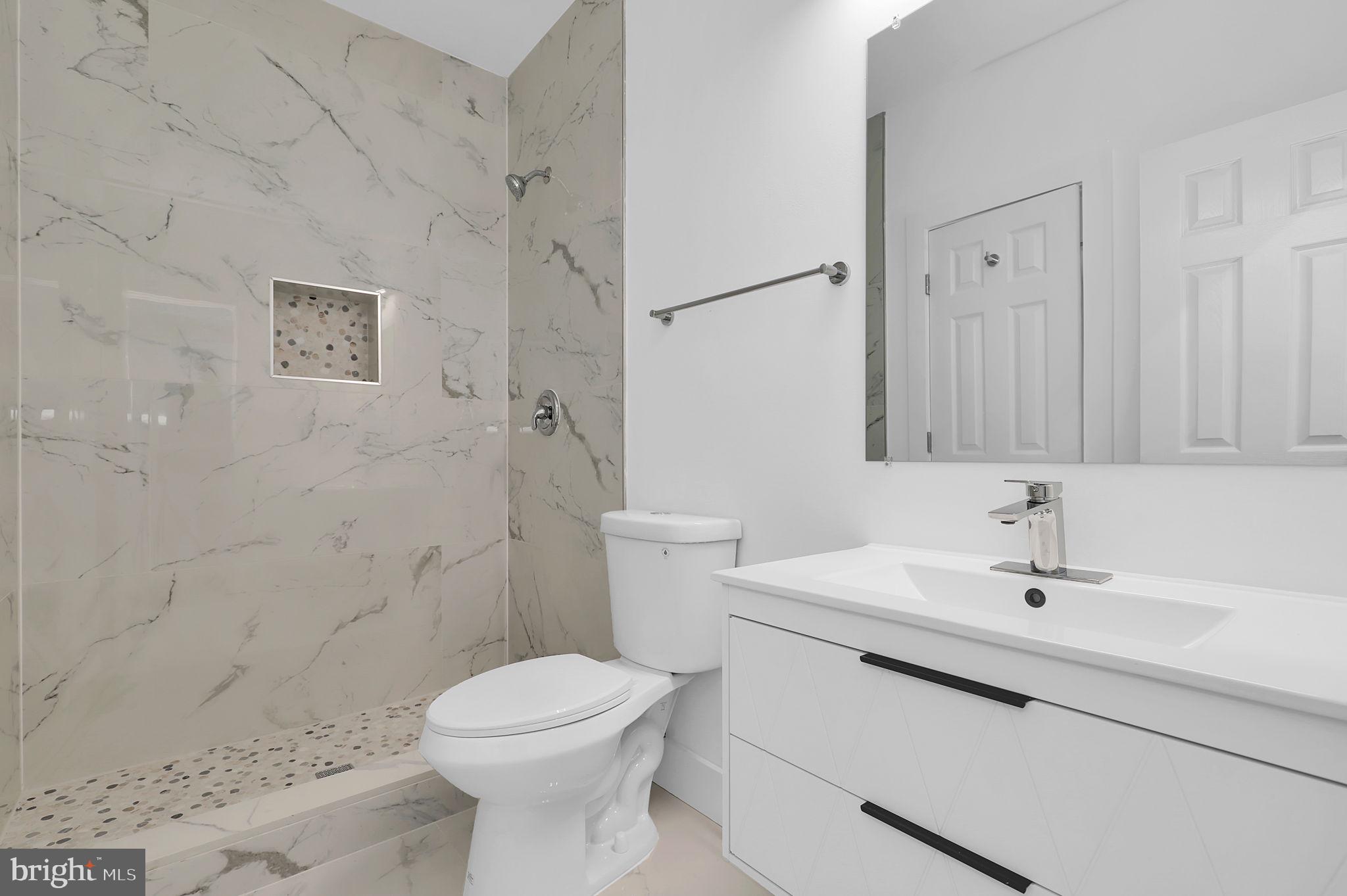 GROVEMONT - Residential