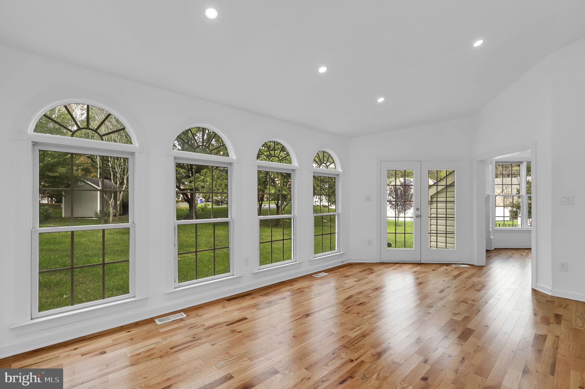 GROVEMONT - Residential