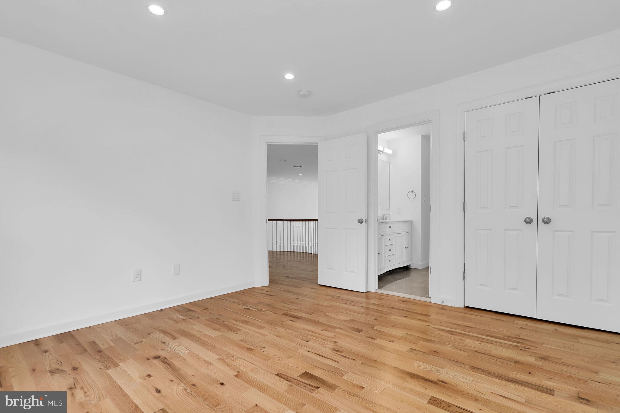 GROVEMONT - Residential