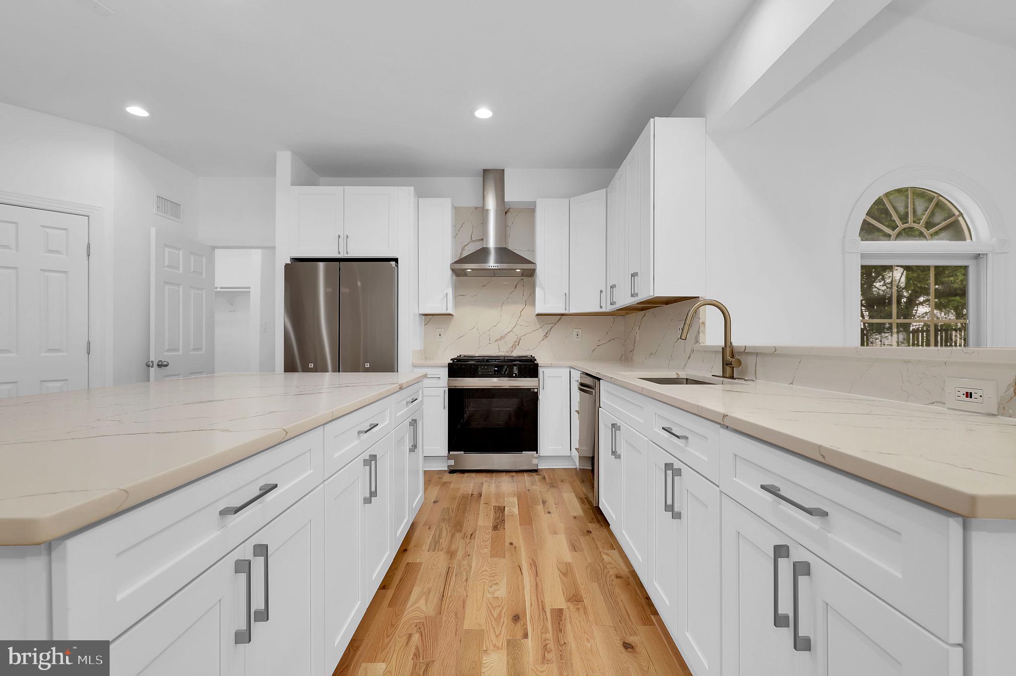 GROVEMONT - Residential