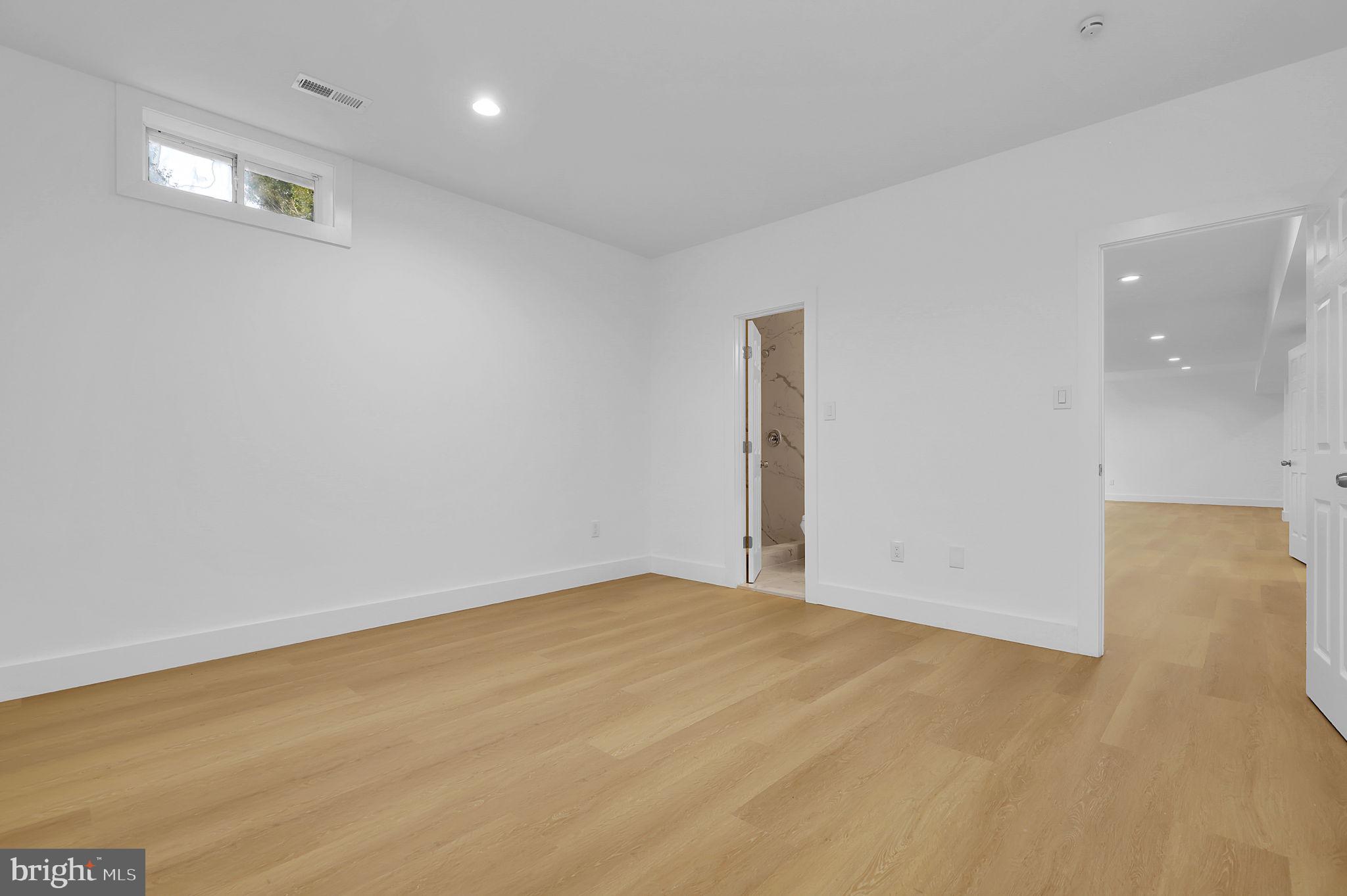 GROVEMONT - Residential