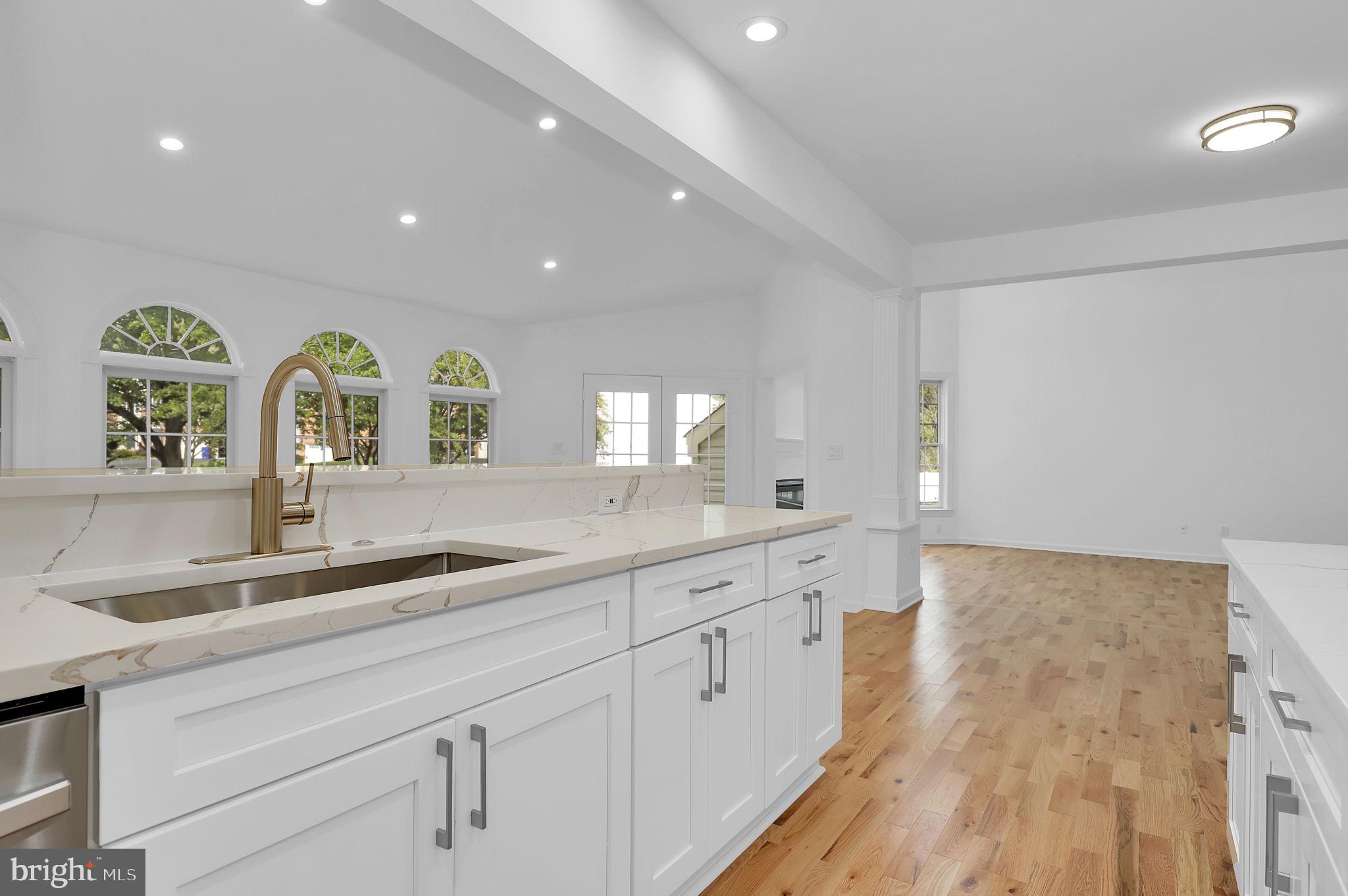 GROVEMONT - Residential