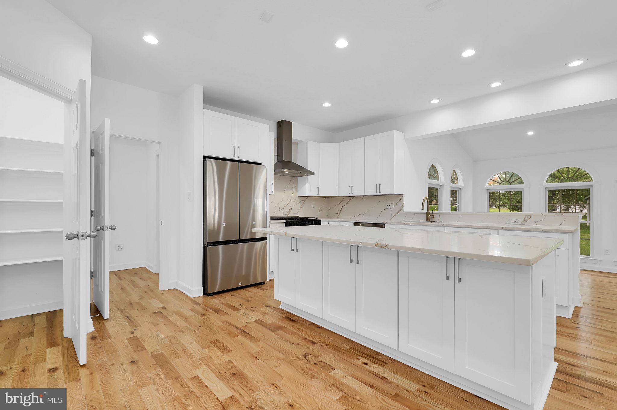 GROVEMONT - Residential