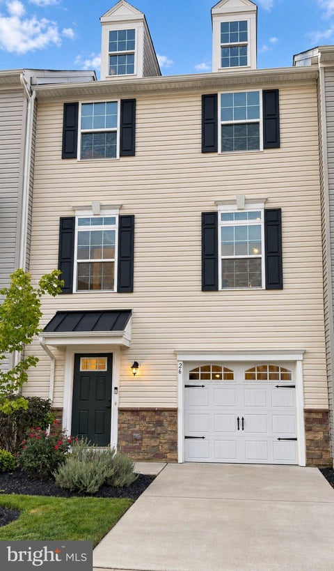 Townhouse For Rent - 26 Sparrow Circle<br/> Gloucester County, SEWELL, NJ 08080