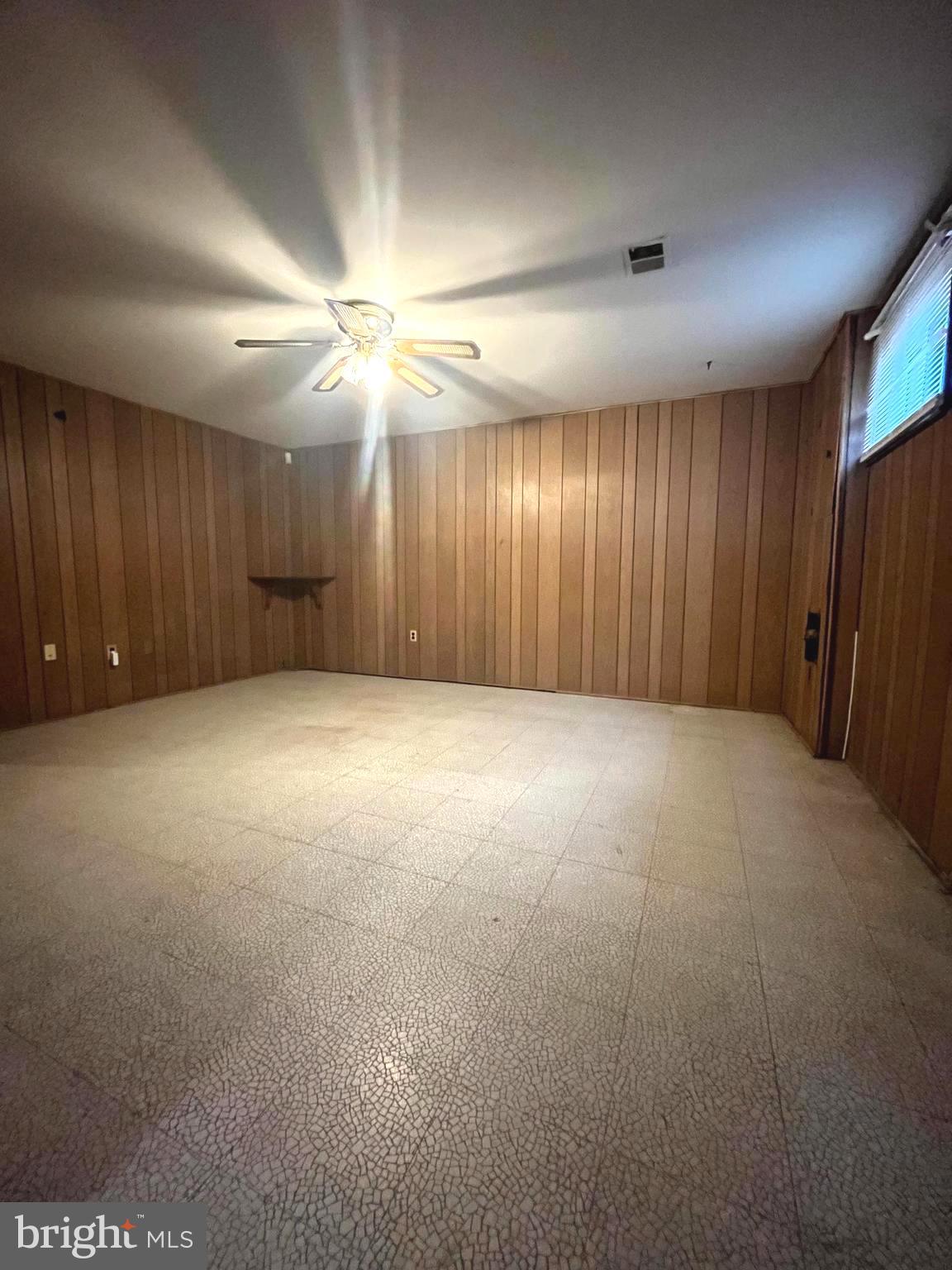 MONIKA COURTS - Residential Lease