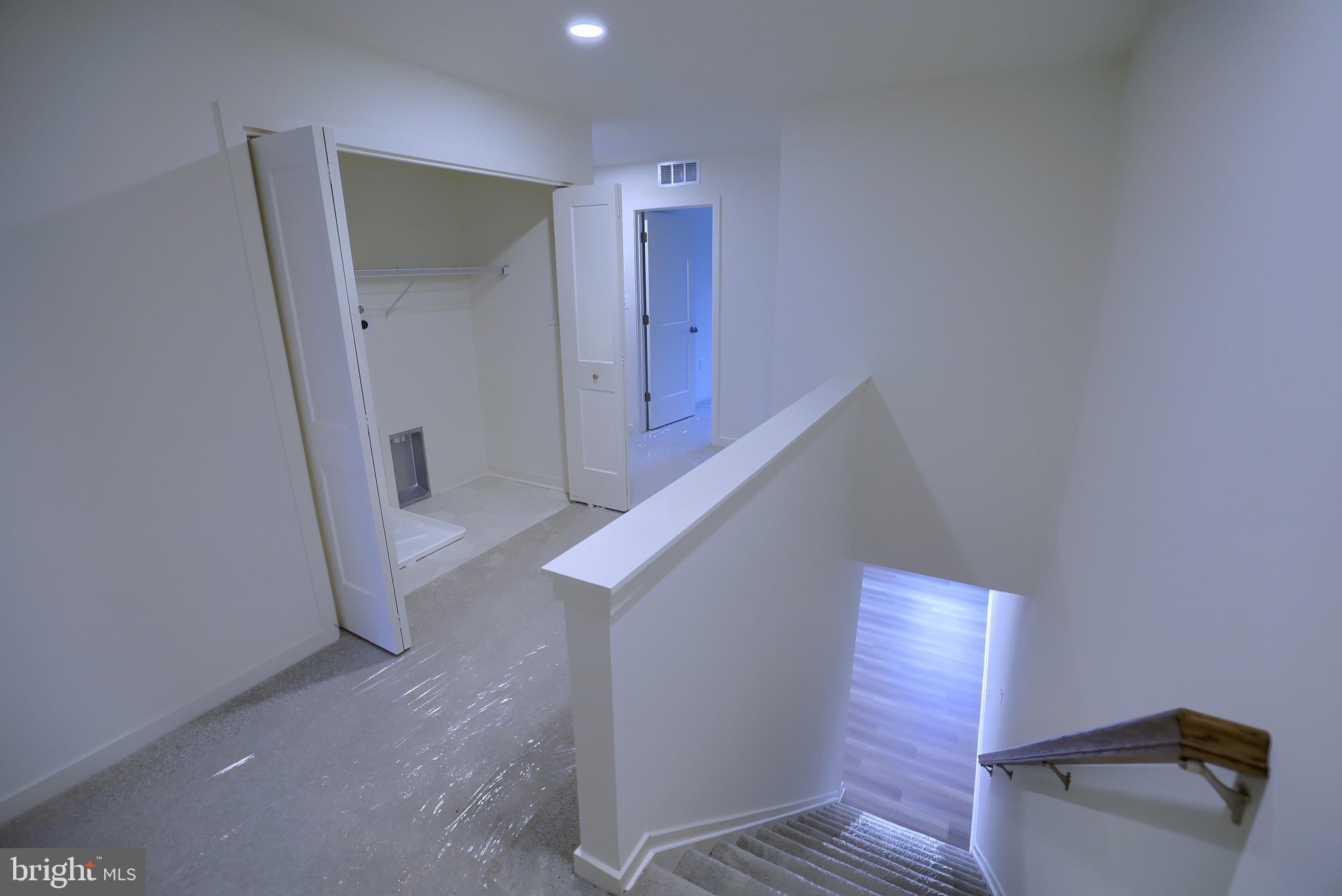 TOWNES OF OAK GROVE - Residential