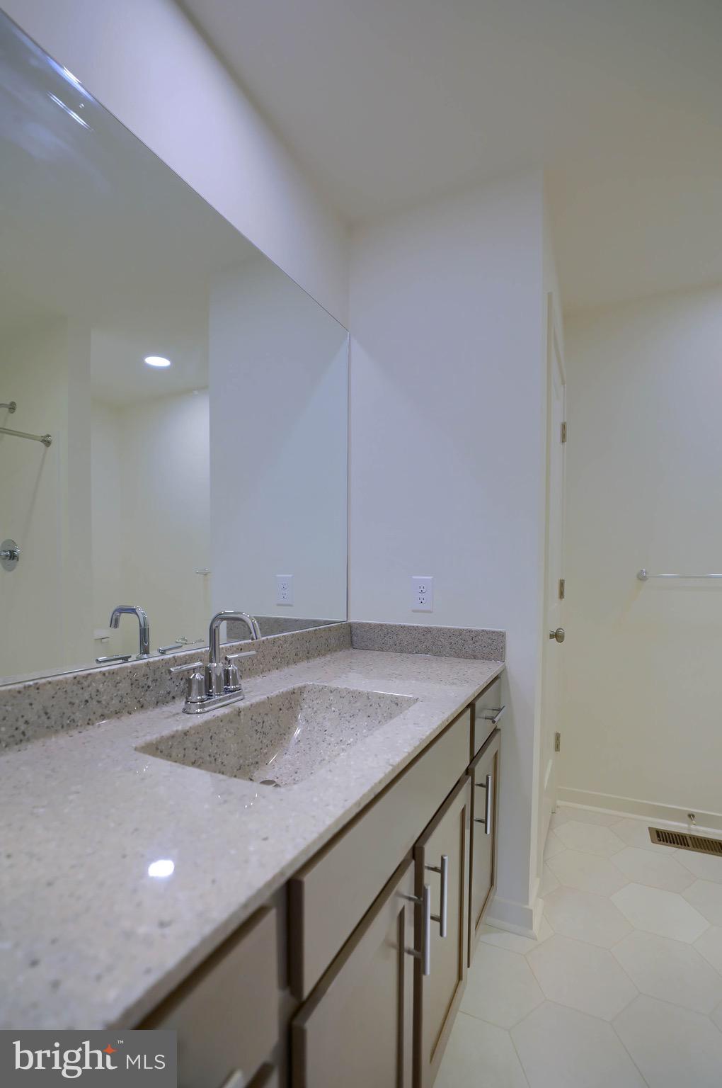 TOWNES OF OAK GROVE - Residential