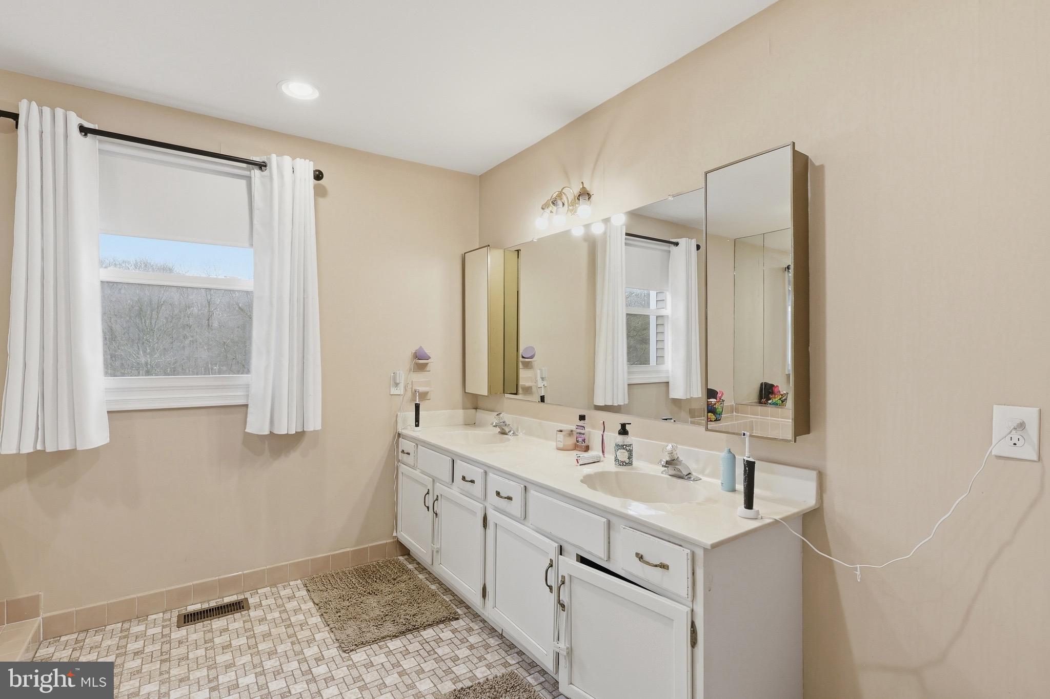 BIG OAK BEND - Residential