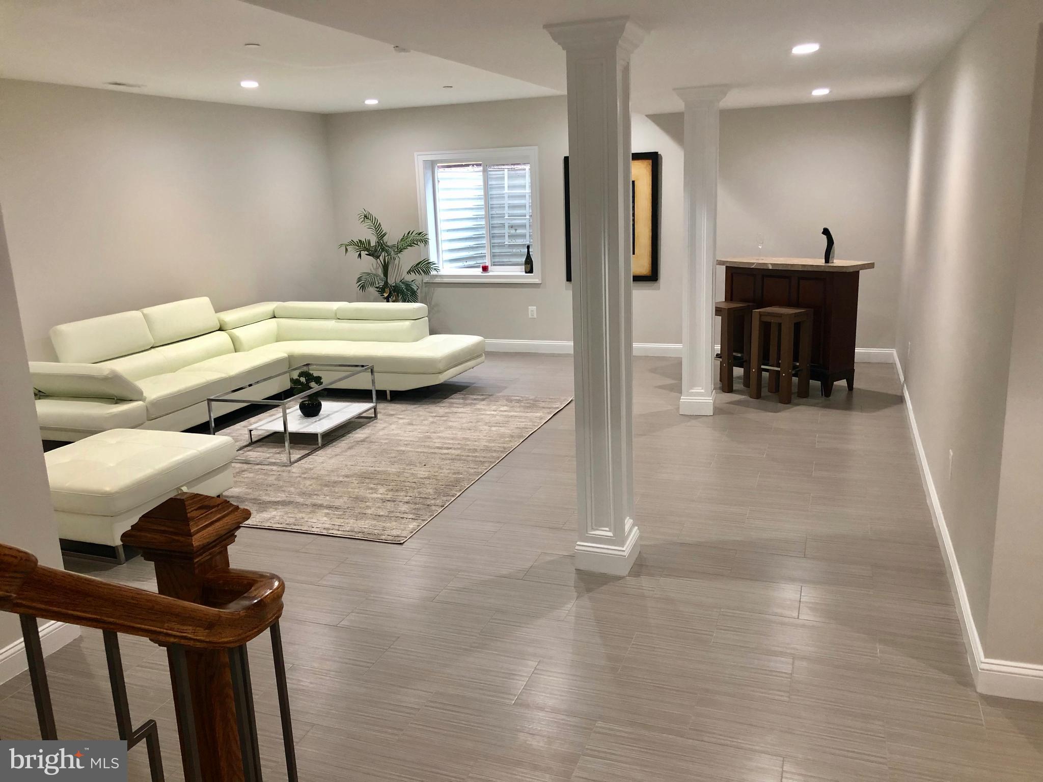 WARNERS ADDITION TO KENSINGTON - Residential