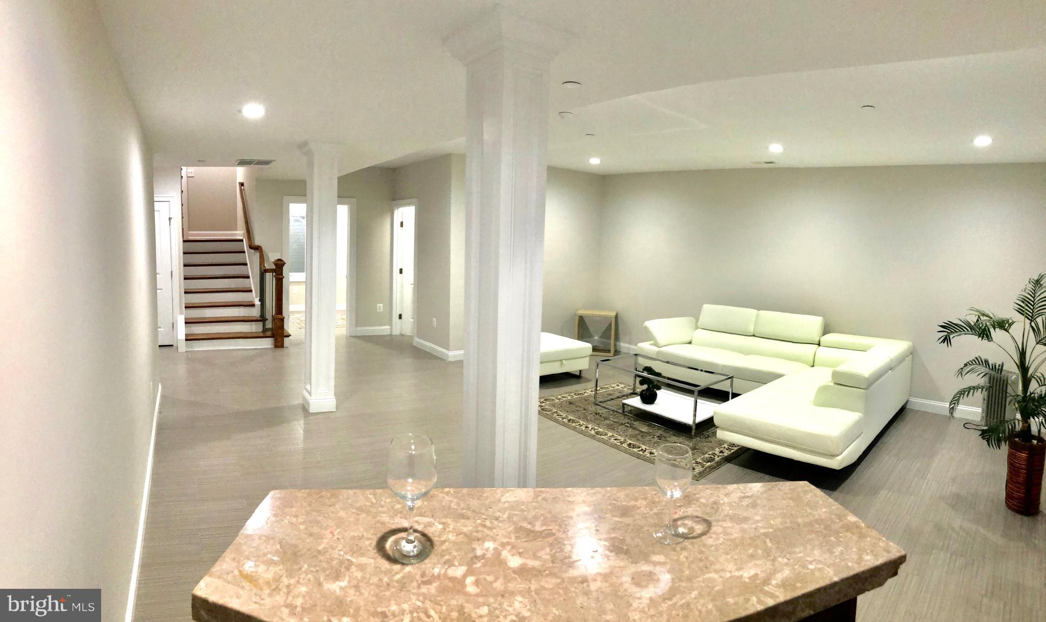 WARNERS ADDITION TO KENSINGTON - Residential