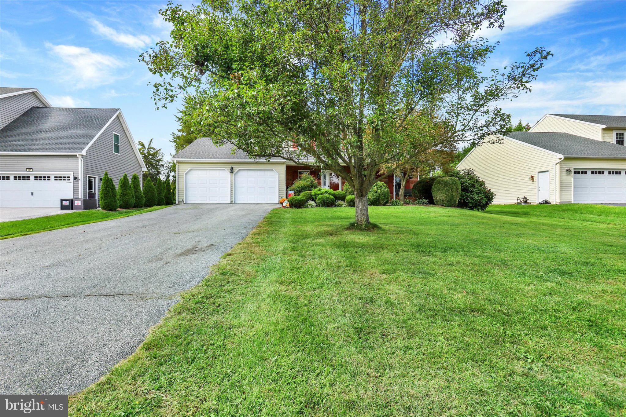428 HERITAGE DRIVE