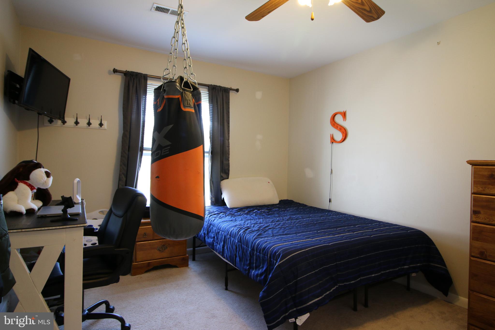 WARR LAKES - Residential Lease