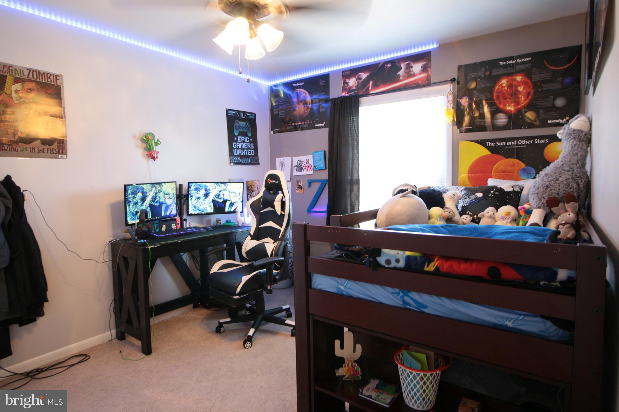 WARR LAKES - Residential Lease