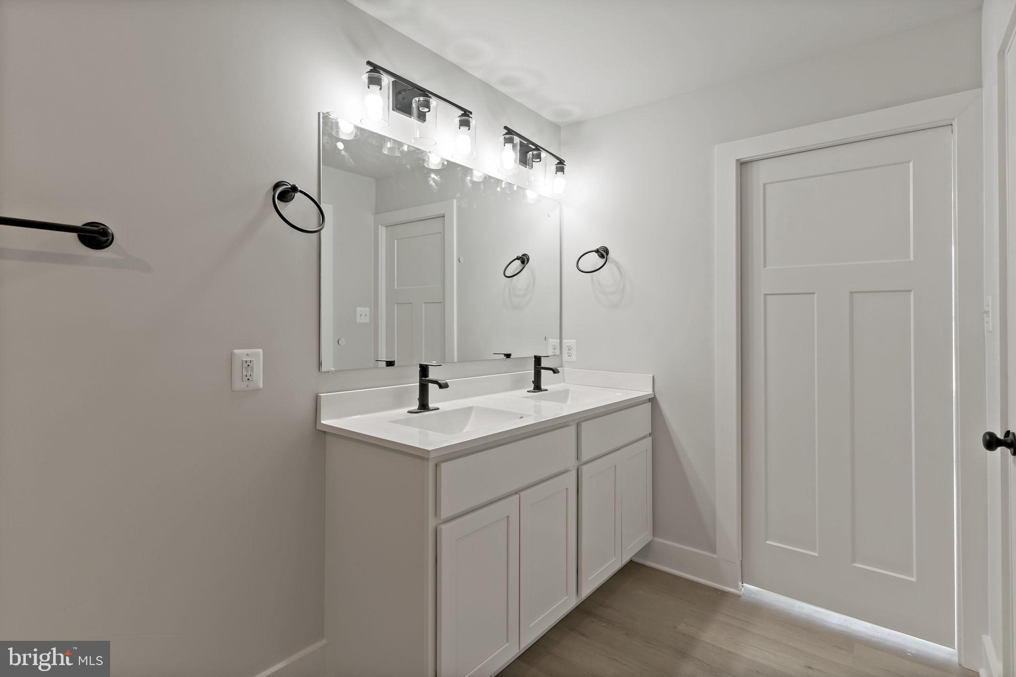 APPLE ORCHARD ACRES - Residential