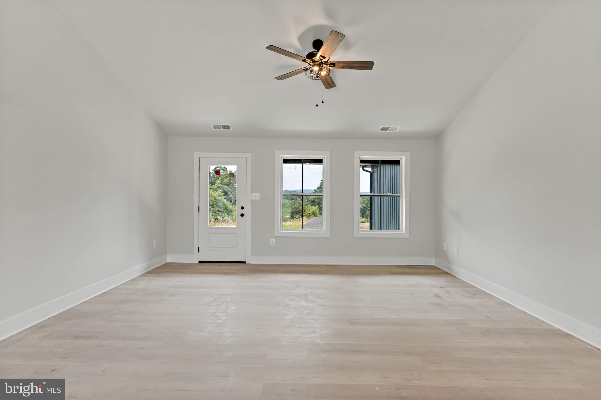 APPLE ORCHARD ACRES - Residential