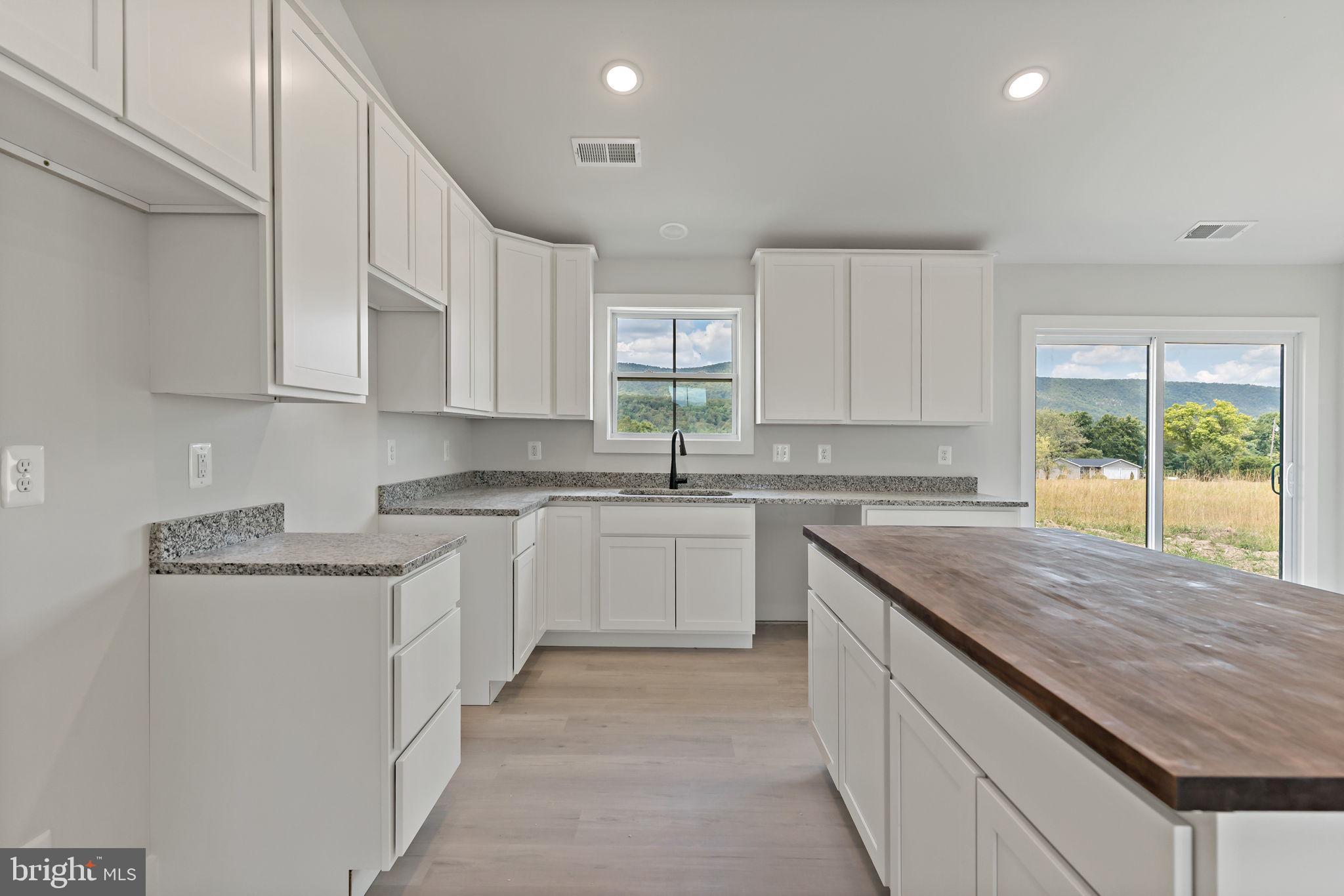 APPLE ORCHARD ACRES - Residential