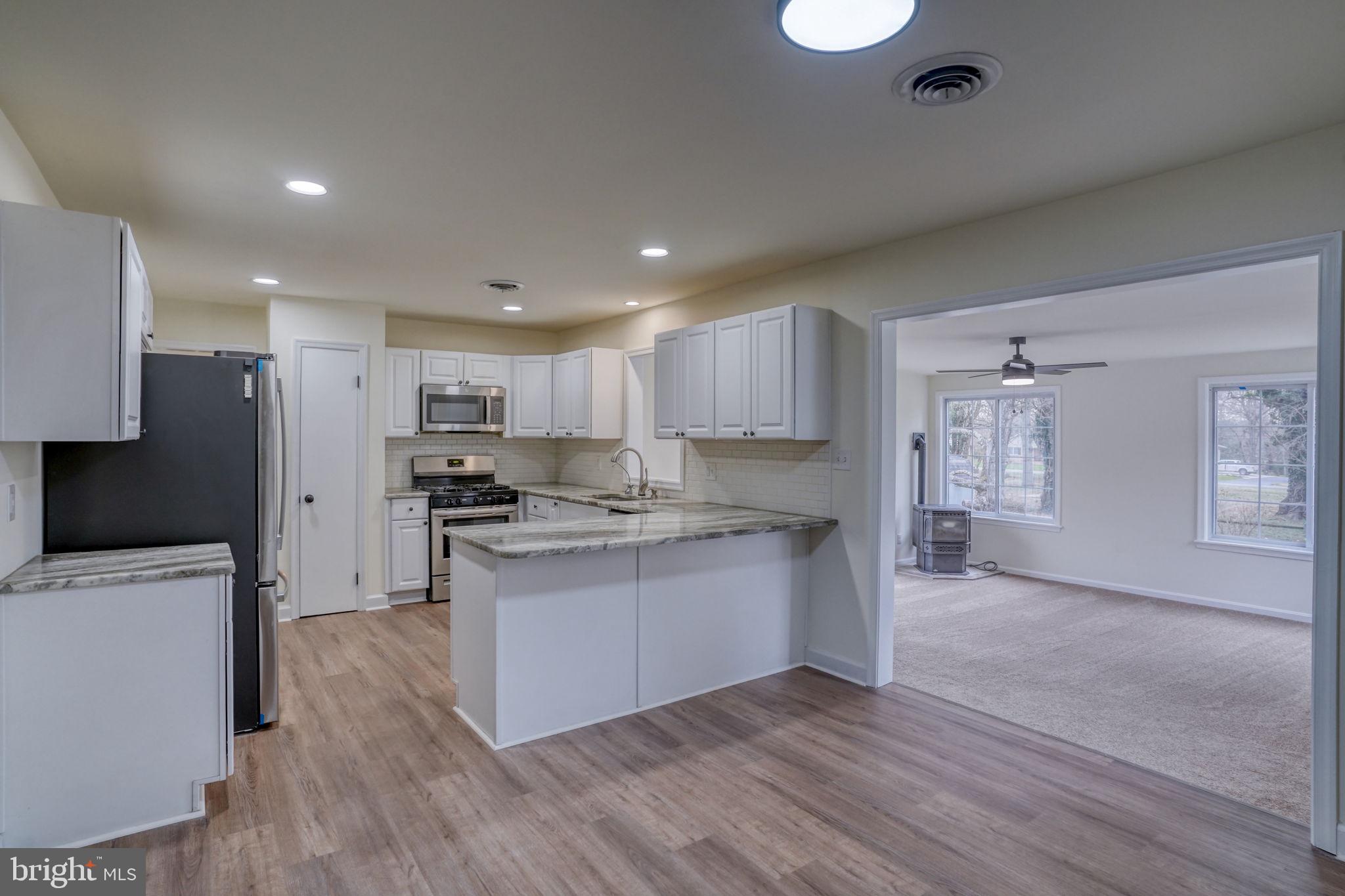 LAKEWOOD - Residential